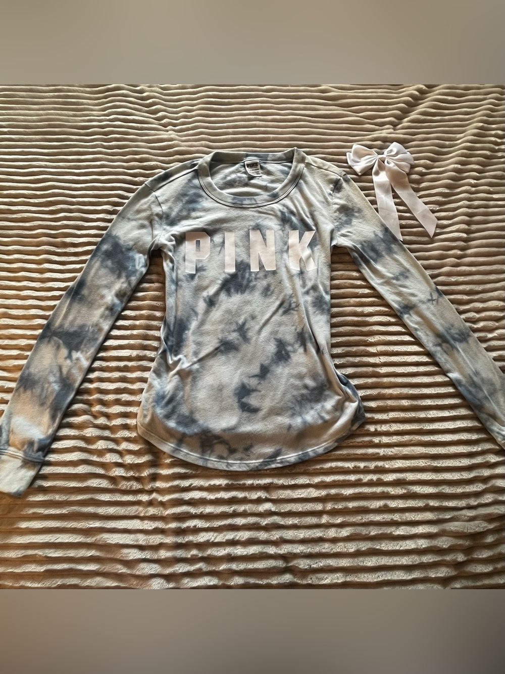 Victoria’s Secret PINK Tie-Dye Long Sleeve ♡